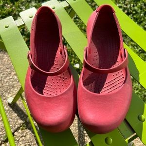 Maryjane Crocs Red